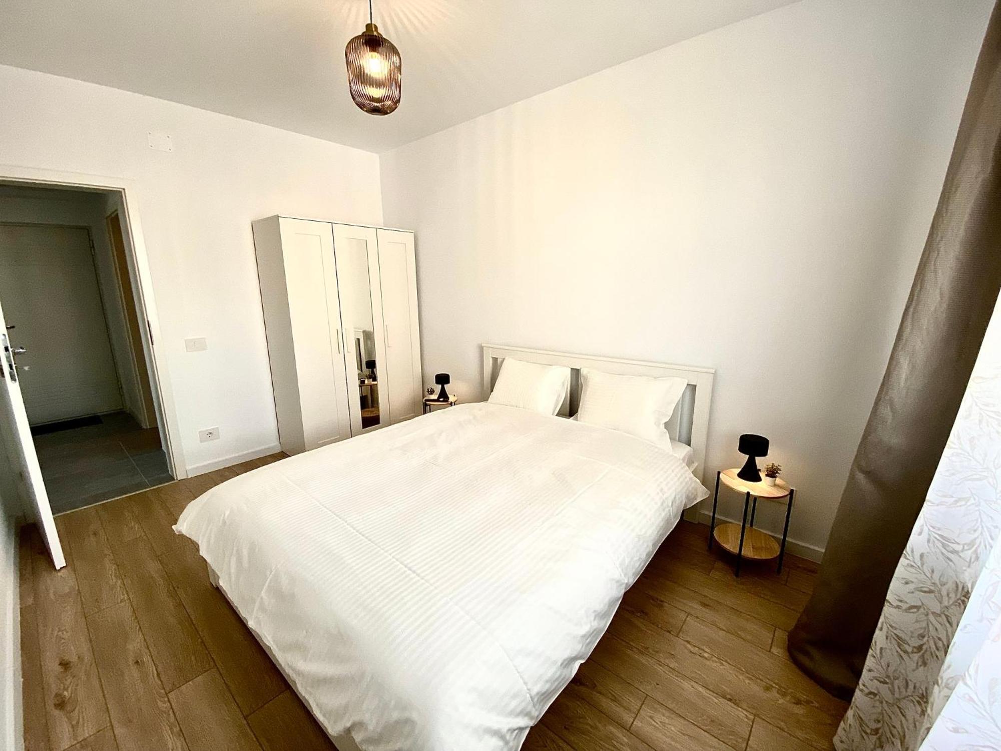 Zen Residence Oradea Bagian luar foto