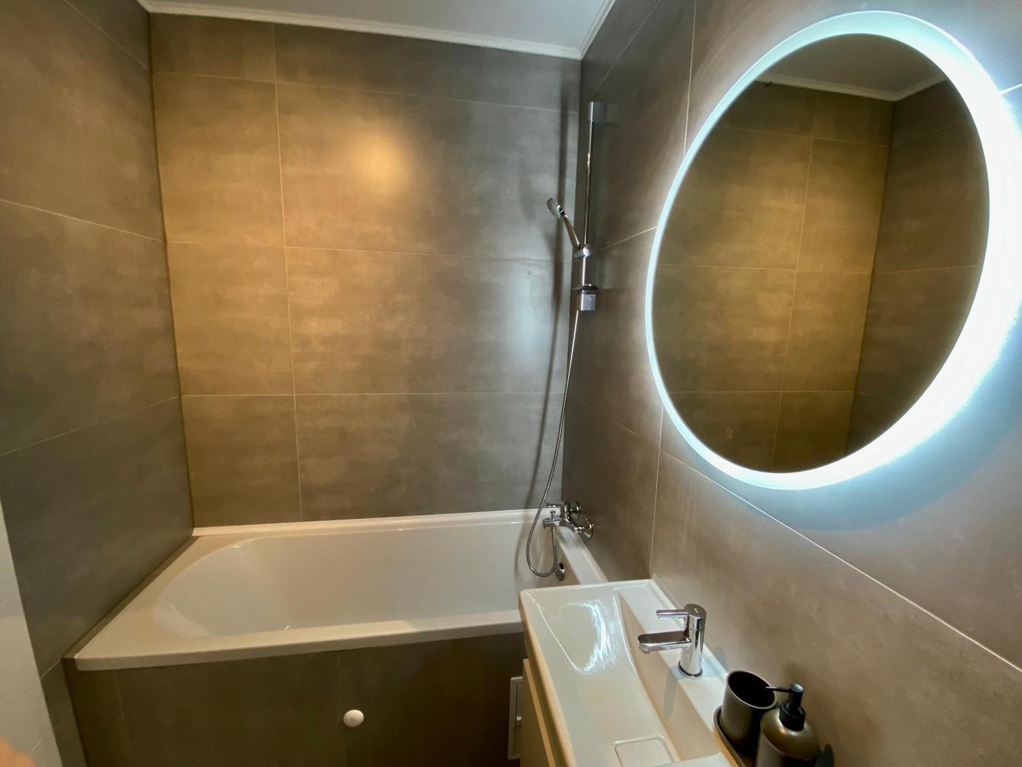 Zen Residence Oradea Bagian luar foto